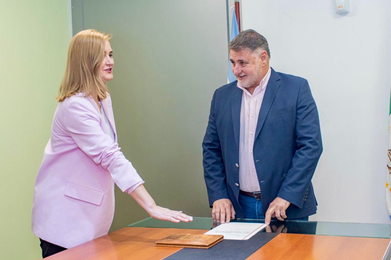 ELINA NICOLOFF JURÓ HOY AL FRENTE DE LA SUBSECRETARÍA DE JUSTICIA.