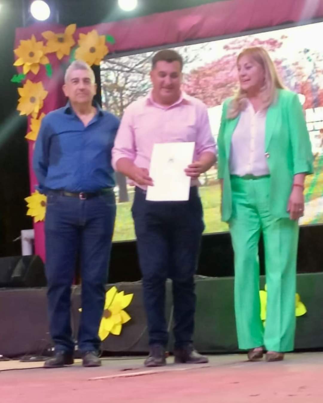 LA DIPUTADA DORYS ARKWRIGHT PARTICIPÓ DEL 84° ANIVERSARIO DE LA LOCALIDAD DE MIRAFLORES. 