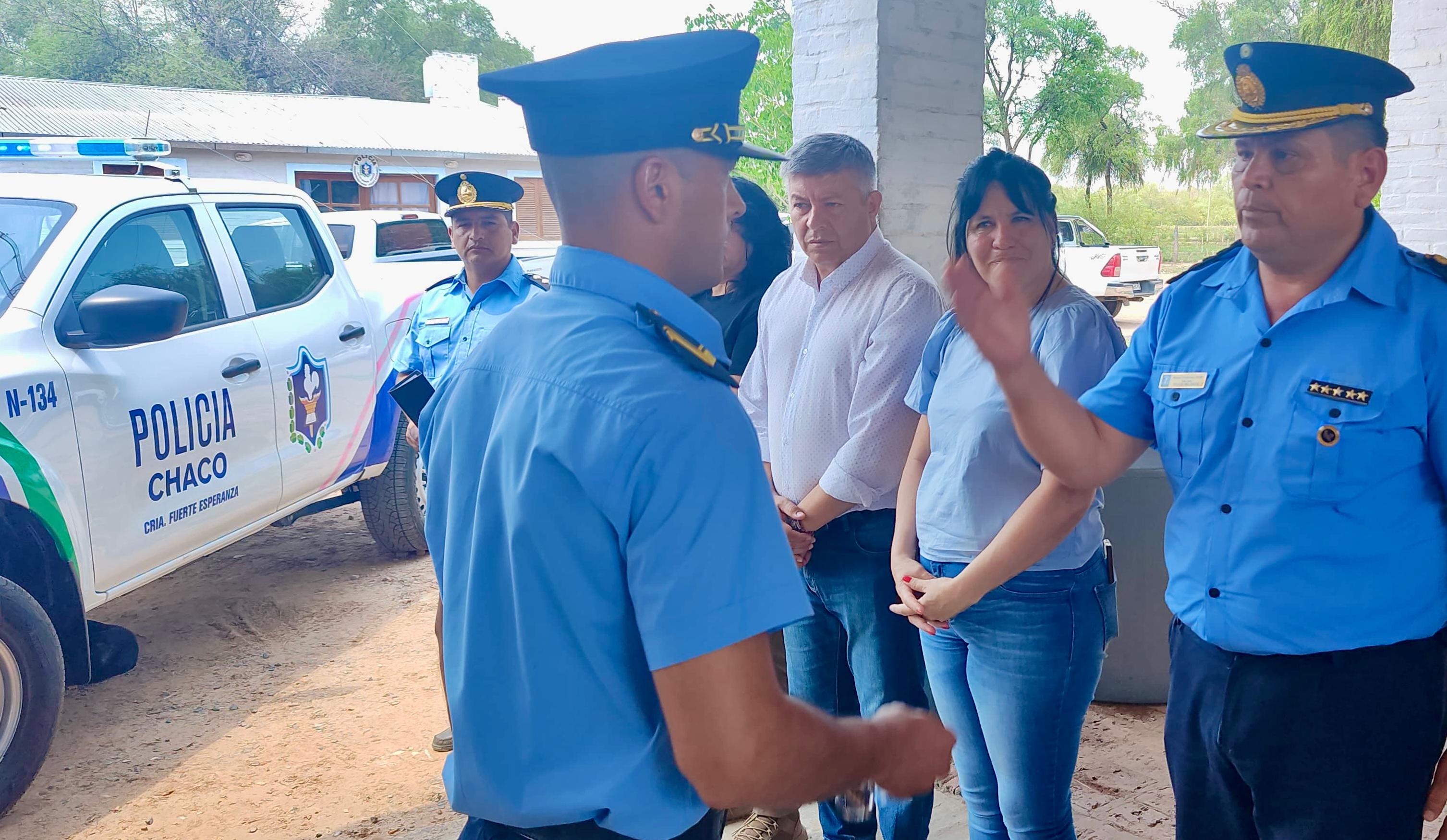 EL IMPENETRABLE: EL MINISTRO MATKOVICH ENTREGÓ  PATRULLEROS PARA REFORZAR LA SEGURIDAD.