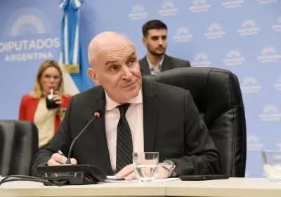 TRAS EL ESCANDALO, ESPERT RENUNCIÓ A SU CANDIDATURA A DIPUTADO NACIONAL.