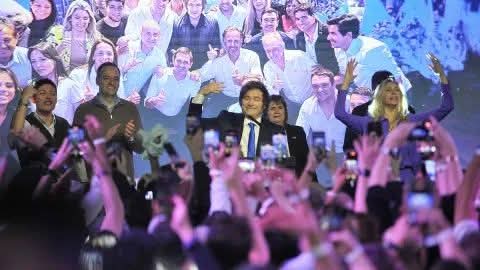 ASÍ QUEDÓ CONFORMADA LA CÁMARA DE DIPUTADOS: 107 BANCAS PARA LLA Y 98 PARA LA OPOSICIÓN.