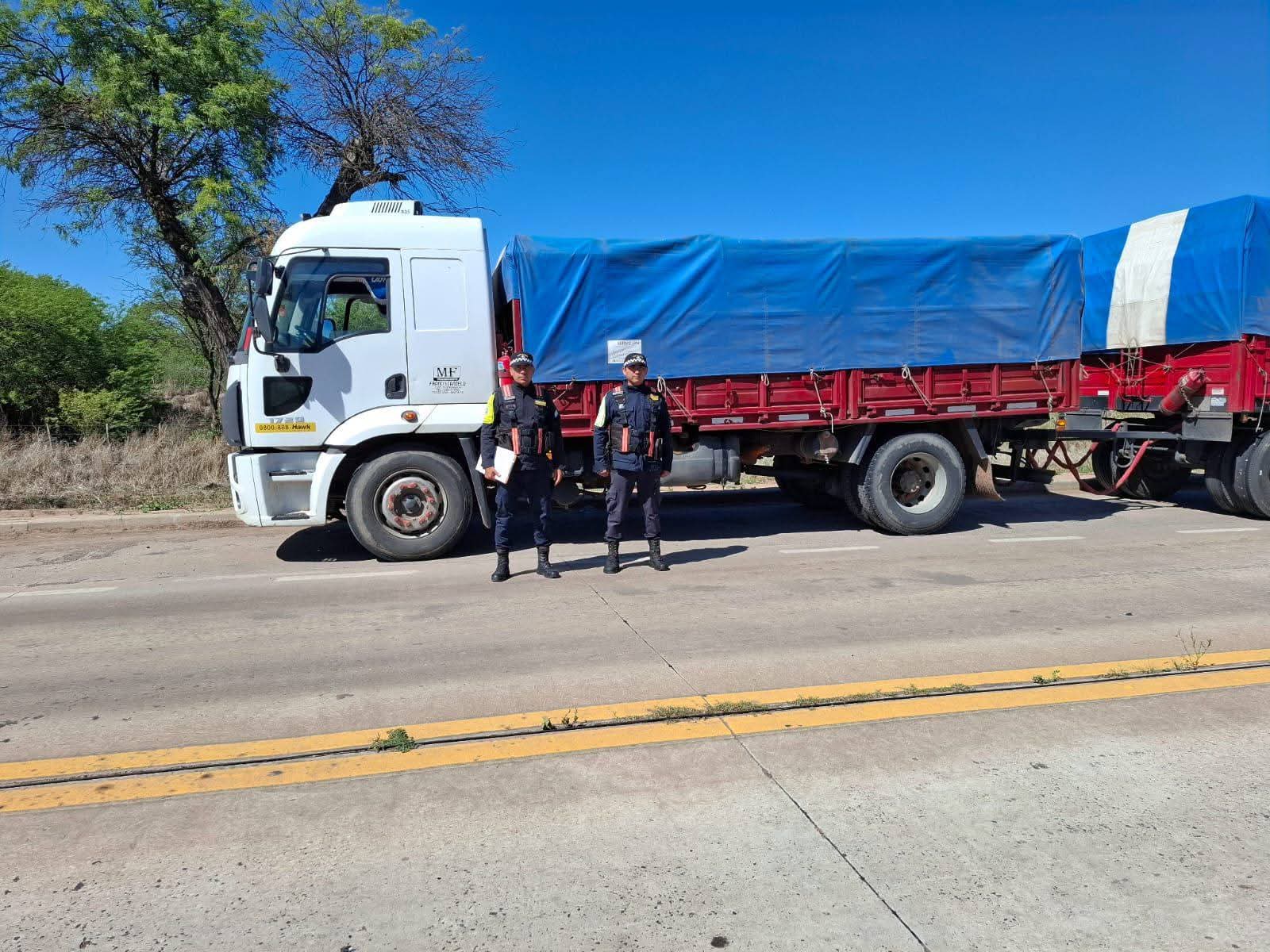 RÍO MUERTO: SECUESTRAN CAMIÓN QUE ESTARÍA VINCULADO AL “CLAN SOSA”.