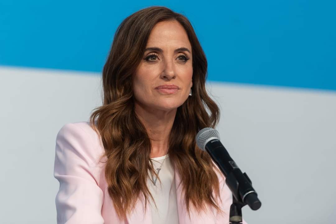 DETALLES DE LA INVESTIGACIÓN SOBRE LUJOSOS VIAJES Y VISITAS A QATAR DE LOS BENEFICIARIOS DE PLANES SOCIALES 