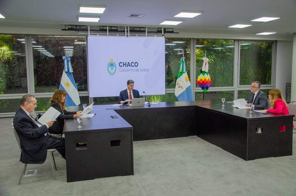 CAPITANICH FIRMÓ EL DECRETO QUE ESTABLECE AUMENTOS DE SUELDOS EN FORMA TRIMESTRAL PARA LOS JUDICIALES.