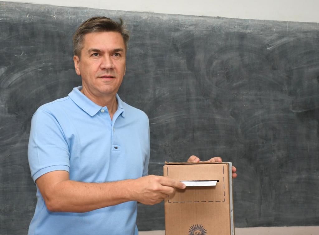 ZDERO: “HOY SE DEFINE EL FUTURO DE LOS ARGENTINOS”.