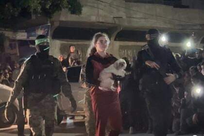HAMAS LIBERÓ A OTRAS CUATRO REHENES ARGENTINAS TRAS  MAS DE 50 DÍAS DE CAUTIVERIOS.