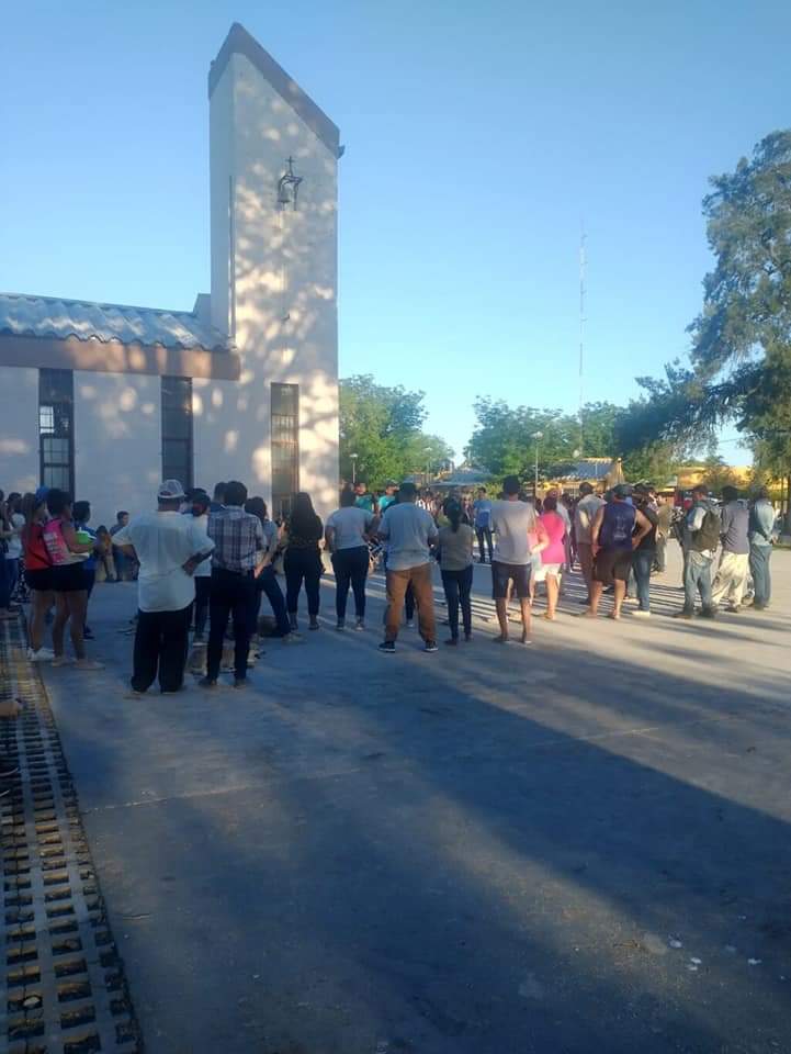 EL ESPINILLO “PUEBLADA POR LA PROBLEMÁTICA DE SECHEEP, SIN LUZ”, “SIN TELÉFONO TODO EN UNO”.  