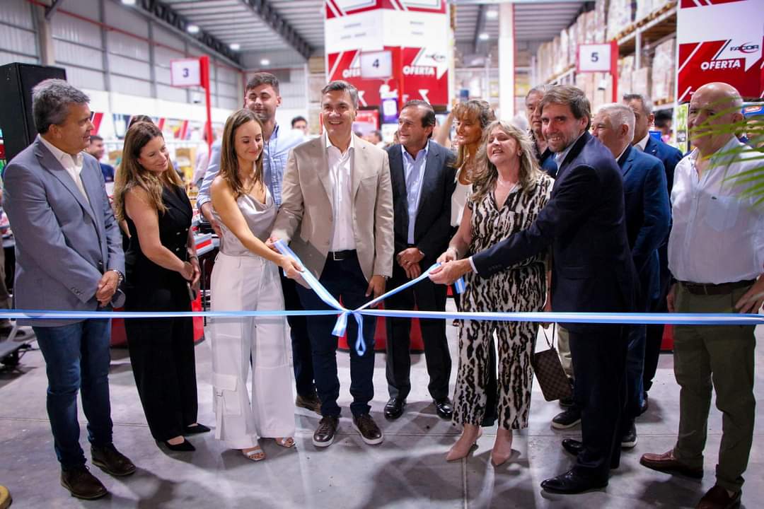 EL GOBERNADOR ZDERO ACOMPAÑÓ LA INAUGURACIÓN DEL PRIMER SUPERMERCADO MAYORISTA FACOR EN CHACO: “ES UNA APUESTA MÁS AL COMERCIO DE NUESTRA PROVINCIA”, MANIFESTÓ.