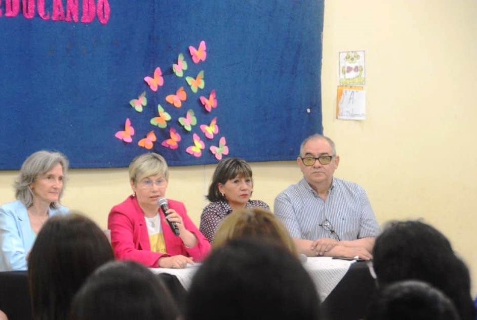 MÁS DE 2500 DOCENTES PARTICIPAN DE LOS ATENEOS DIDÁCTICOS PARA LA FORMACIÓN EN ALFABETIZACIÓN.