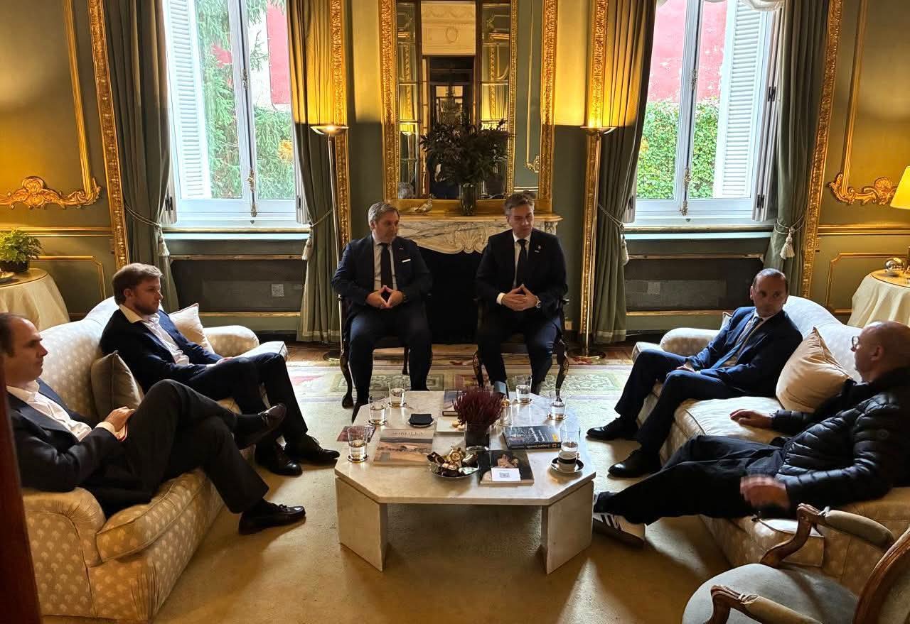 MADRID: ZDERO SE REUNIÓ CON REPRESENTANTES DEL SANTANDER GROUP PARA IMPULSAR INVERSIONES EN EL NORTE GRANDE.