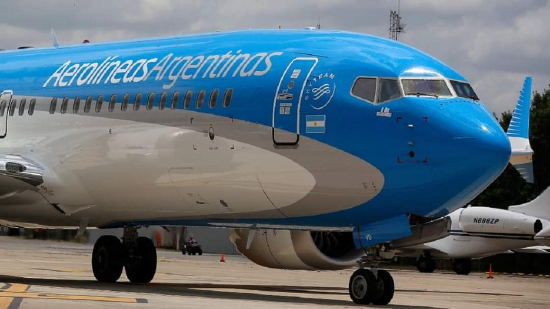 DENUNCIAN QUE LA CAMPORA UTILIZÓ DINERO DE LOS JUBILADOS PARA DISFRAZAR NÚMEROS EN AEROLÍNEAS ARGENTINAS.