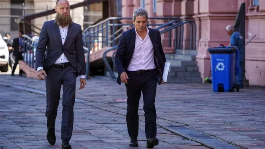EL GOBIERNO DE MILEI ANUNCIARÁ MEDIDAS ECONÓMICAS ESTA TARDE: PRIMERAS SEÑALES DE AJUSTE Y CAMBIOS SIGNIFICATIVOS. 