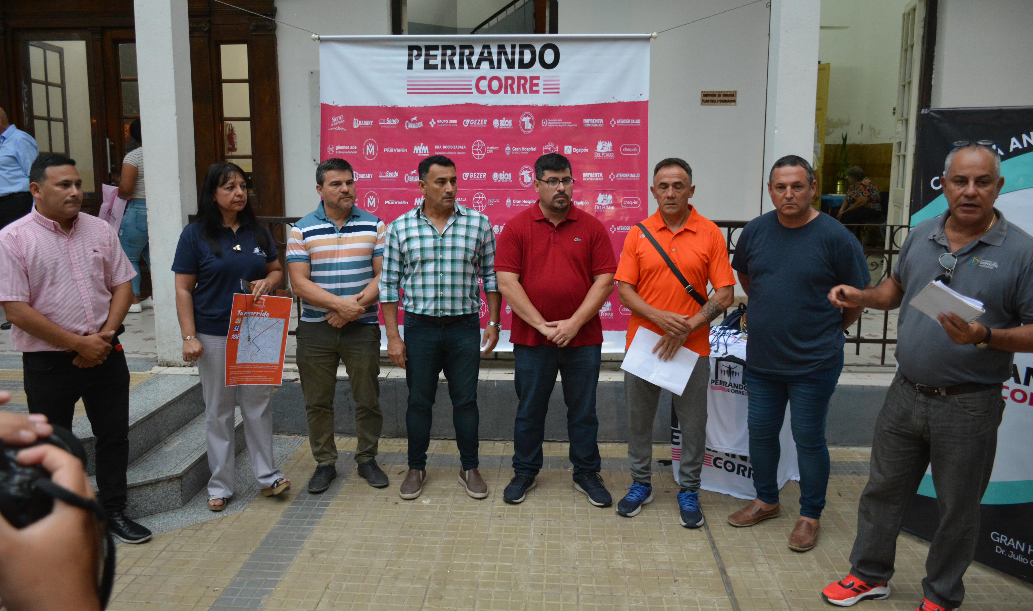 DEPORTES ACOMPAÑA LA MARATÓN “PERRANDO CORRE”: “LA GESTIÓN SERÁ CERCA DE LA GENTE, COMO NOS PIDE EL GOBERNADOR”, AFIRMÓ EL TITULAR DEL ORGANISMO VÁZQUEZ.