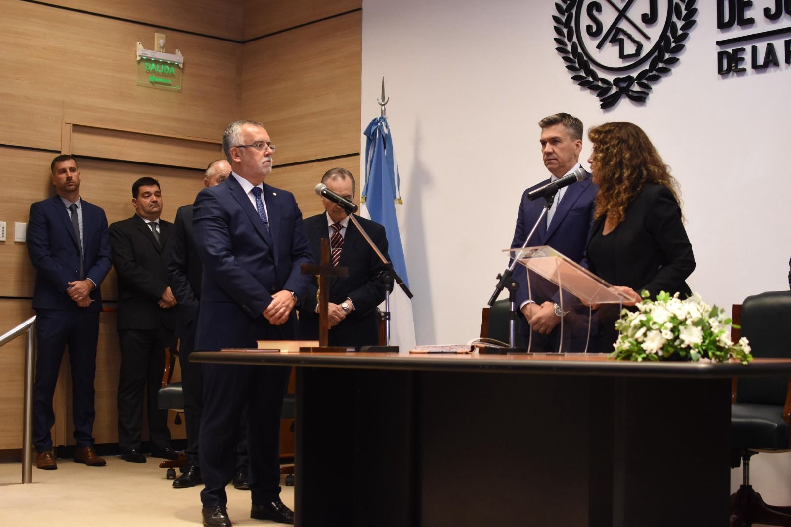 EL GOBERNADOR ZDERO PARTICIPÓ DE LA JURA DE VICTOR DEL RIO COMO PRESIDENTE DEL SUPERIOR TRIBUNAL DE JUSTICIA.