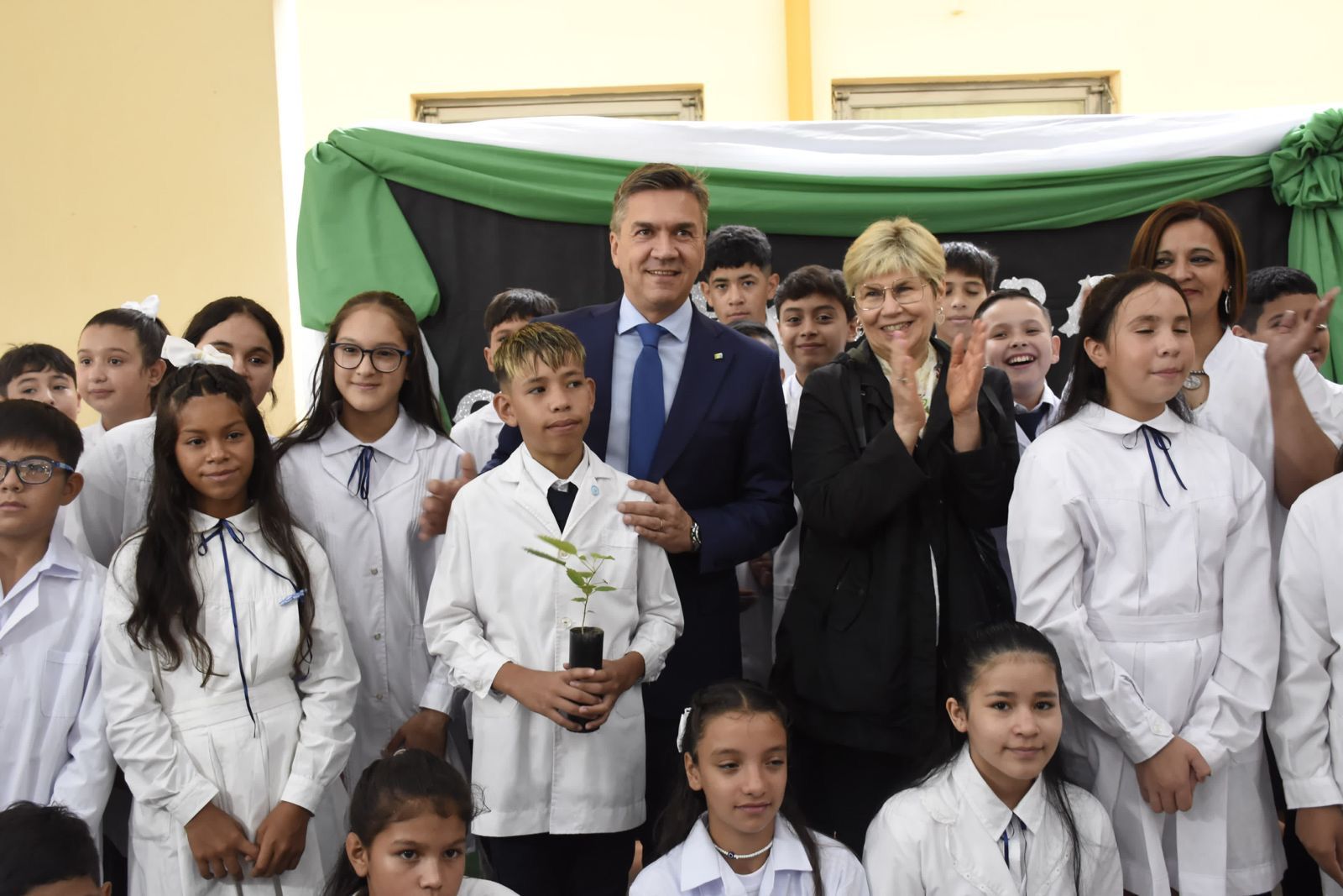 FIN DE CLASES: LA MINISTRA NAIDENOFF AGRADECIÓ POR ACOMPAÑAR LOS DESAFÍOS DE LA EDUCACIÓN EN ESTE AÑO.  